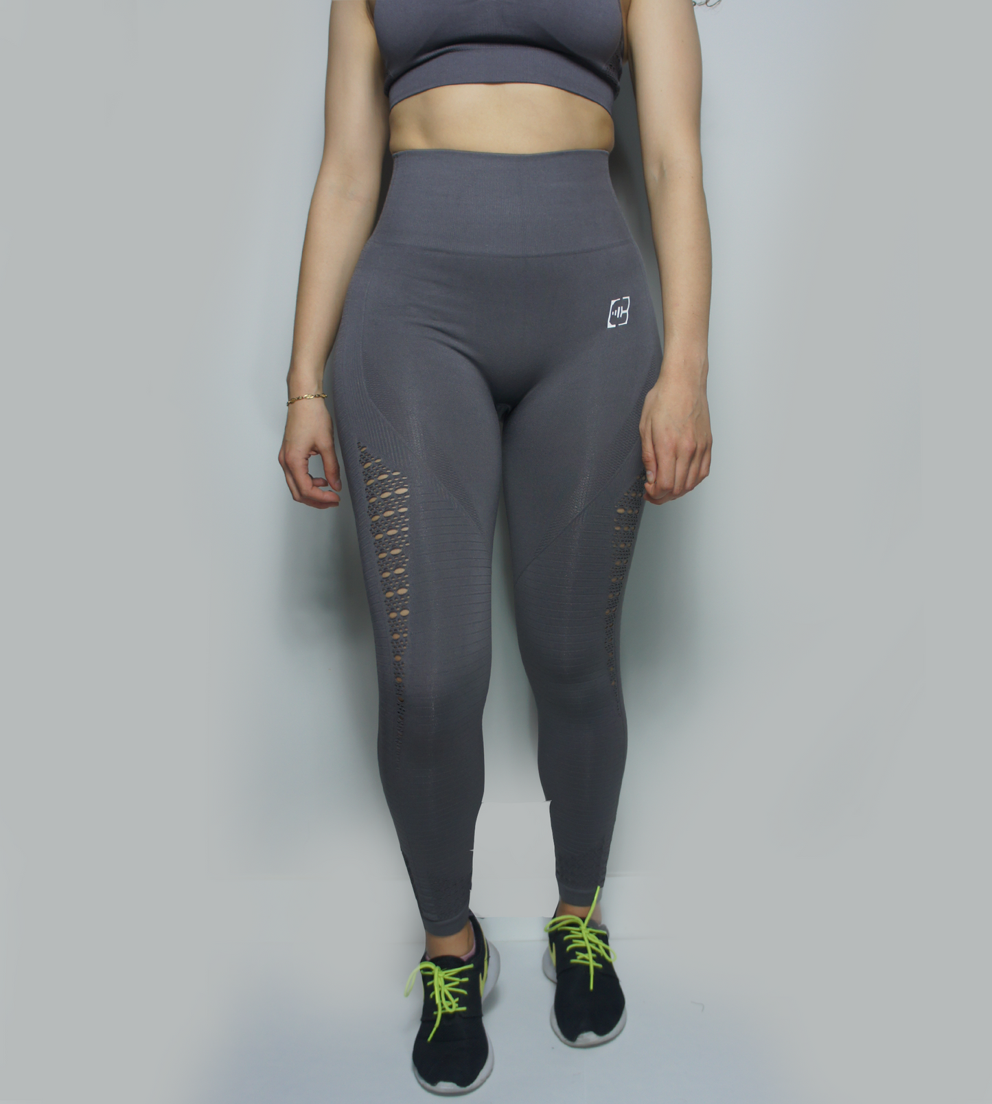 Dynamic Seamless Leggings (Charcoal)